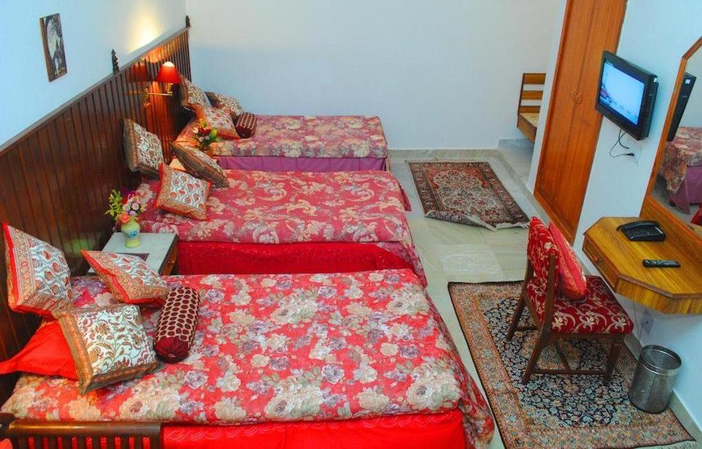 Hotel Harmony Khajurāho Dış mekan fotoğraf