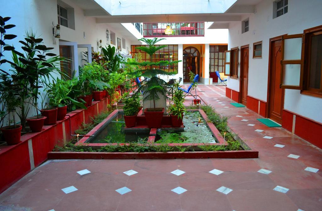 Hotel Harmony Khajurāho Dış mekan fotoğraf