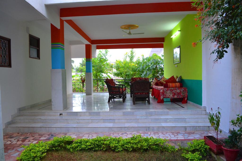 Hotel Harmony Khajurāho Dış mekan fotoğraf